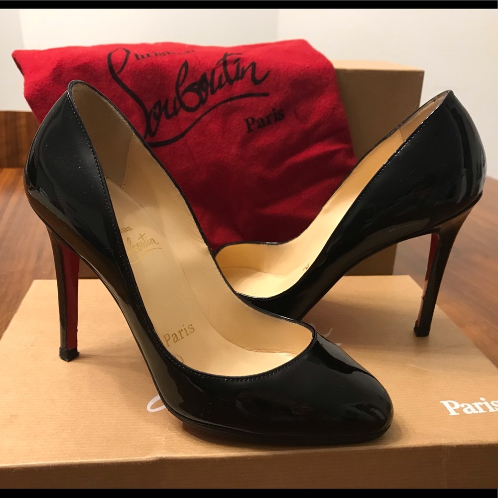 Christian Louboutin black patent red sole pump